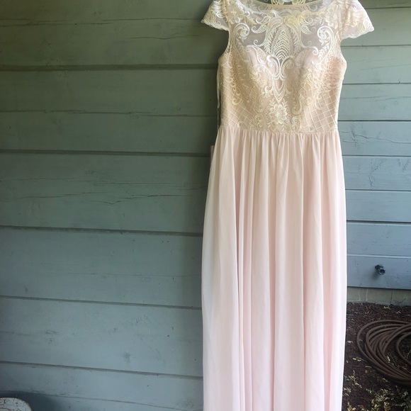 Beautiful Blush Pink Gown - Picture 3 of 4